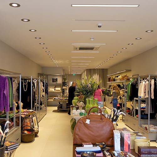 Linialite features unique 'any angle' intersections, can be suspended, surface or recess mounted and has uplighting and DALI dimming options.