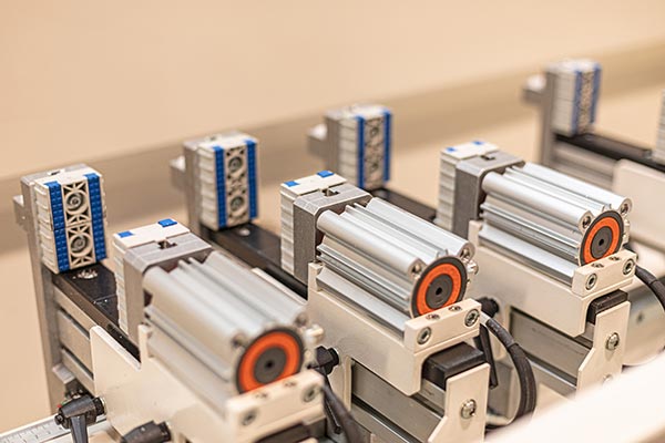 319-Aydo-clamps-600px